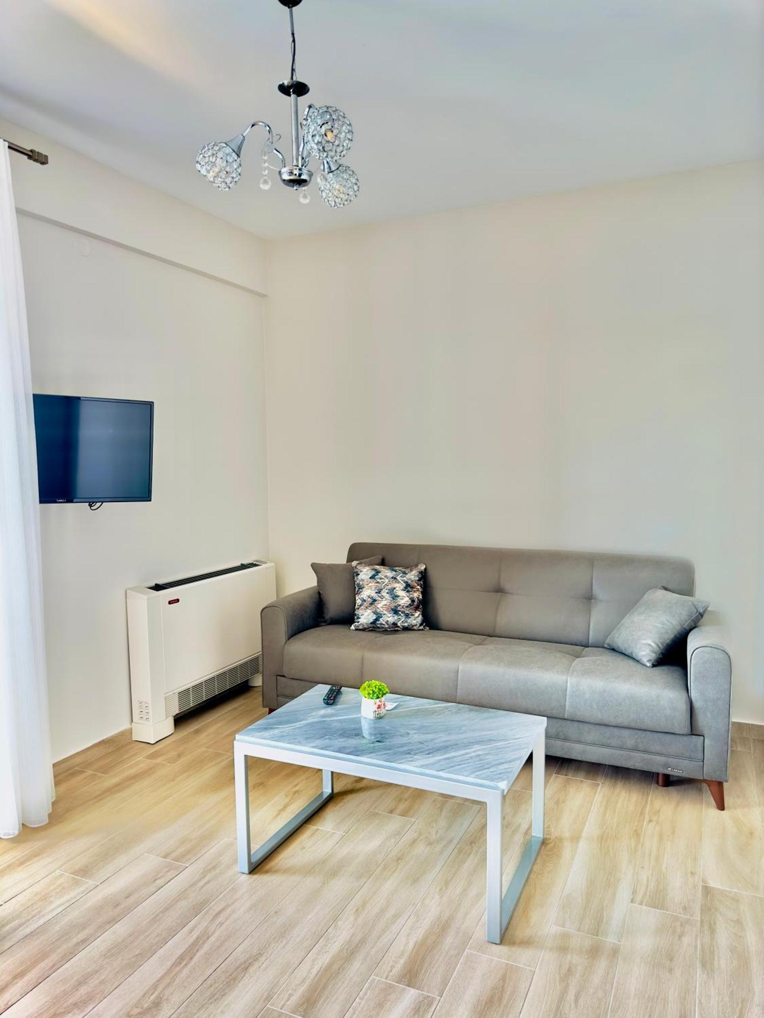 Bluish 3A Apartment Preveza Exterior photo